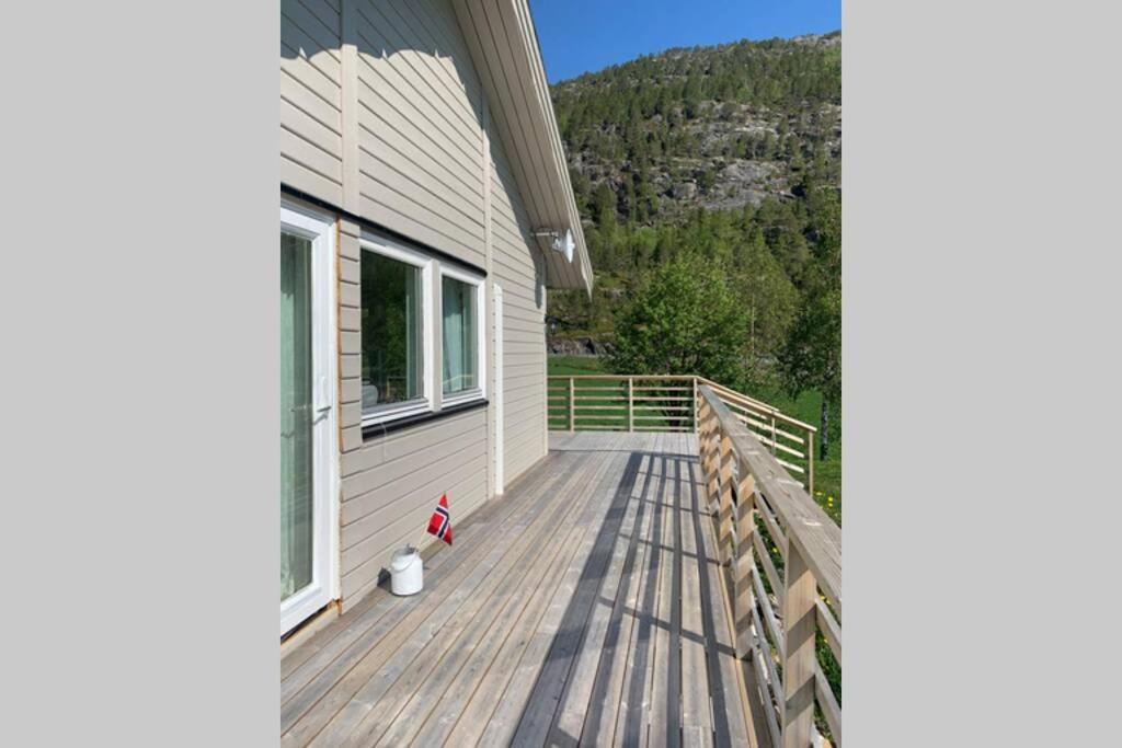 Efjord And Stetind Resort - Cabin Kobbernestinden Ballangen Luaran gambar