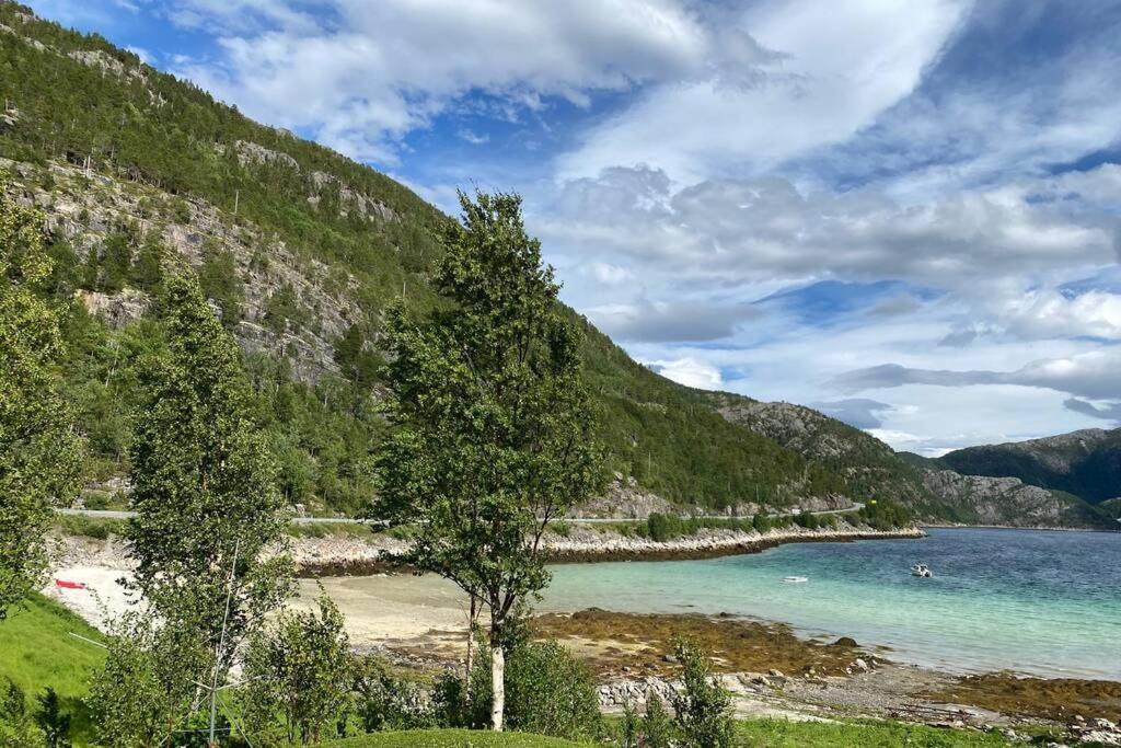 Efjord And Stetind Resort - Cabin Kobbernestinden Ballangen Luaran gambar